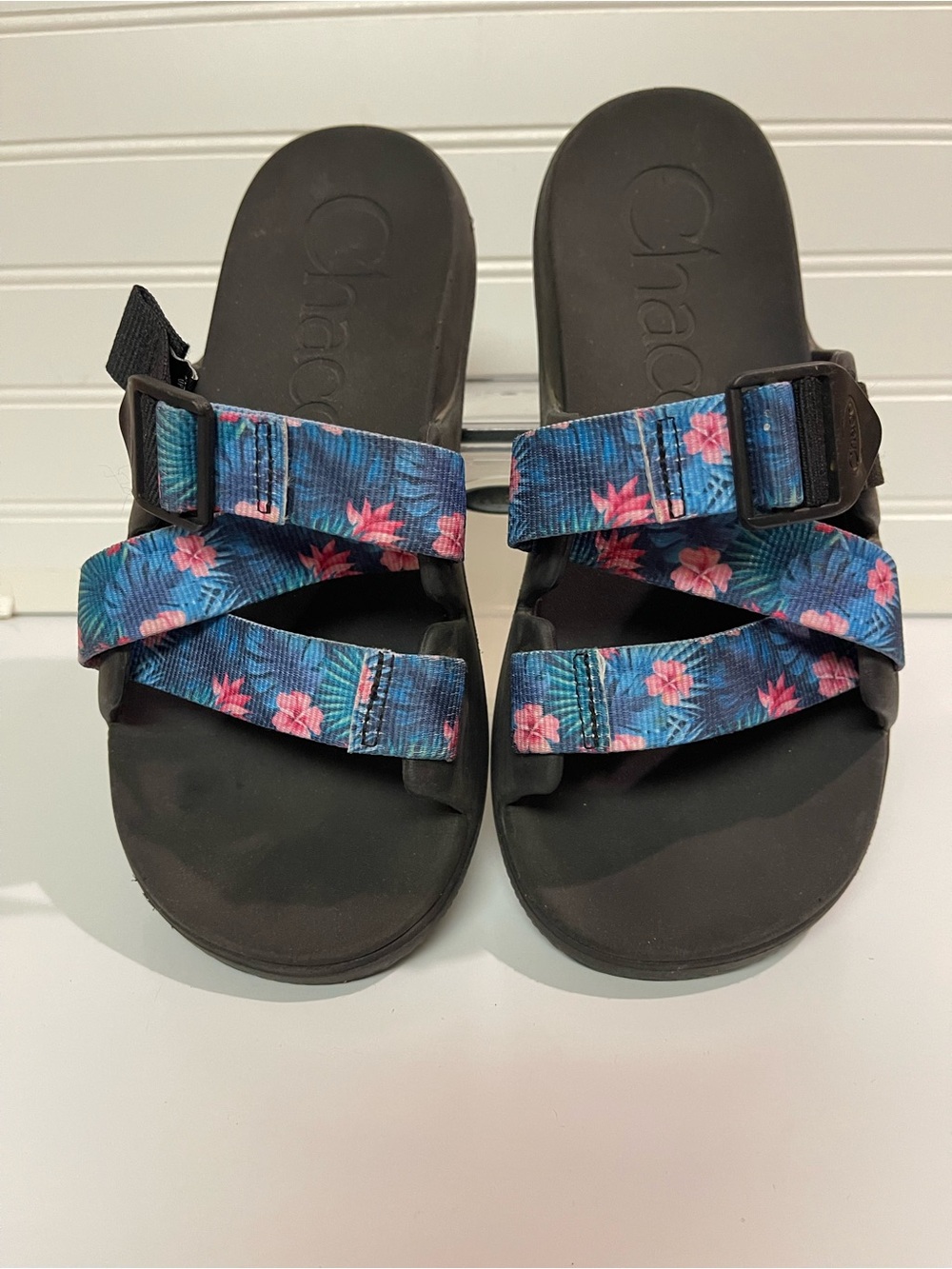 Chaco Chillos Slide Sandals 8M Floral Tie-dye Strap Design Adjustable Buckle